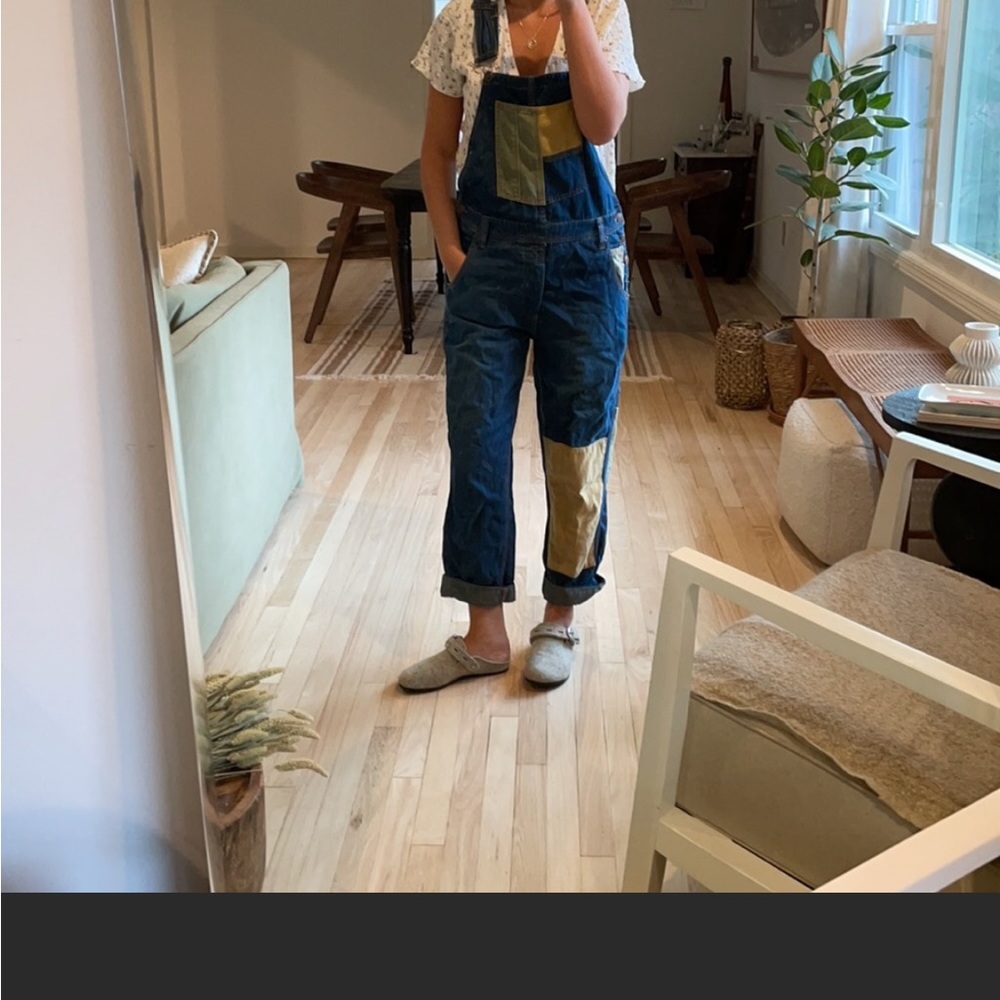 Cute free people overalls worn once.